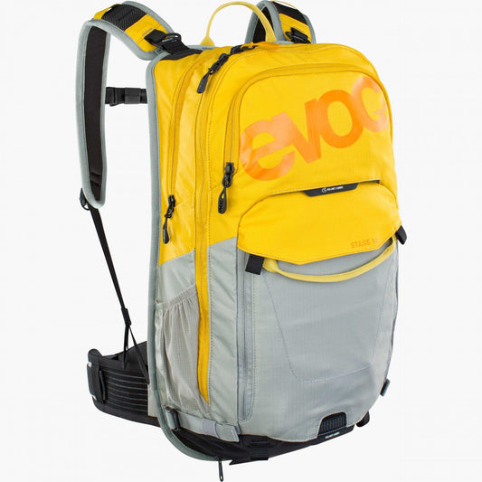 EVOC STAGE 18L CURRY-STONE BACKPACK